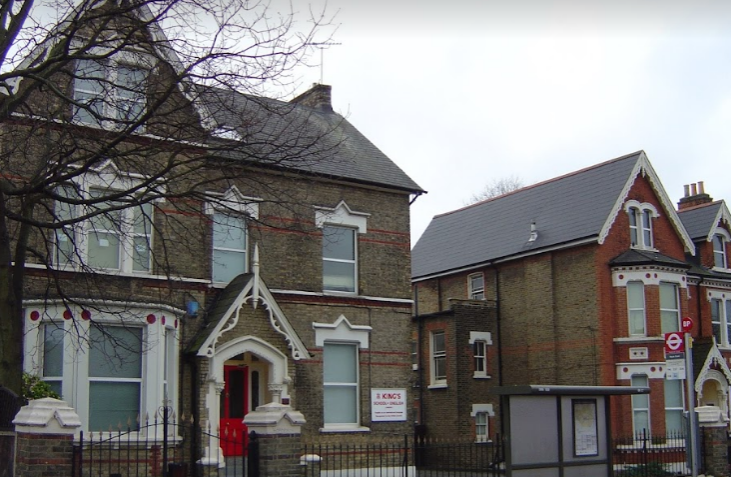 studydestiny's tweet photo. [England]Kings Education London

- situated in the affluent suburb of Beckenham, just 20 minutes from Central London by train
- recent modernisation and expansion, including the construction of a stylish ‘Link’ building

For more information
https://t.co/IyHmHFN3ZD https://t.co/dMsKMTf7HQ