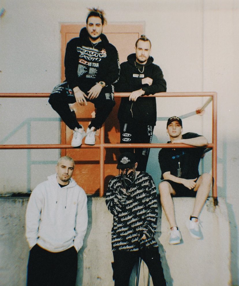 comfort clinton (@comfortclintonc) on Twitter photo 