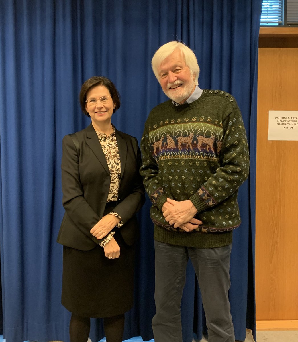 #kommunikaationkompastuskiviä ministeriössä. Miten "money talks" -ohjausjärjestelmä toimii. Mikä auttaisi eri osapuolia ymmärtämään paremmin toisiaan? Tästä ja monesta muusta kertoo aina sanavalmis kansliapäällikkö @AnitaOKM open.spotify.com/show/2KcelTmaw… #podcfast