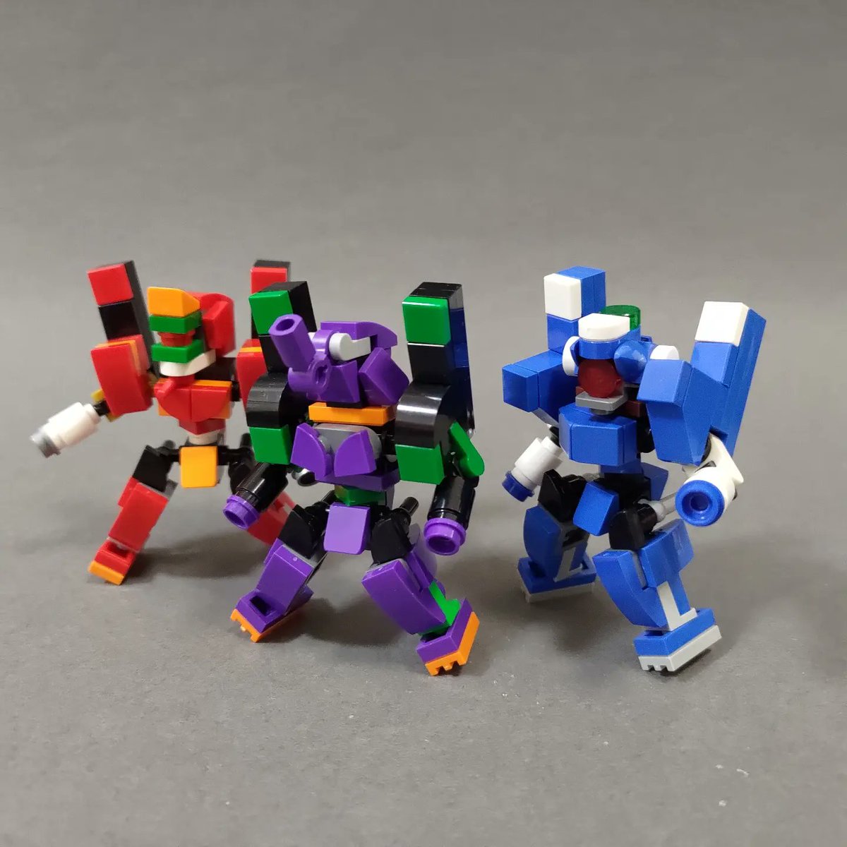tungmanchun's tweet photo. EVA Unit 00 (old TV ver) and 02
#Lego #legomoc #legoEva #Eva #Evangelion #unit01 #初號機 #エヴァンゲリオン初号機 #新世紀福音戰士 #Testtype #legomecha #しと #Legohk #Angel #Le9 https://t.co/meH94DUWjz