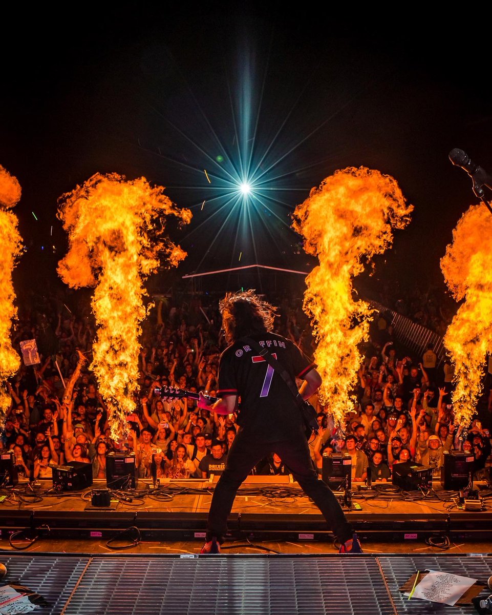 Firefly Festival tweet media