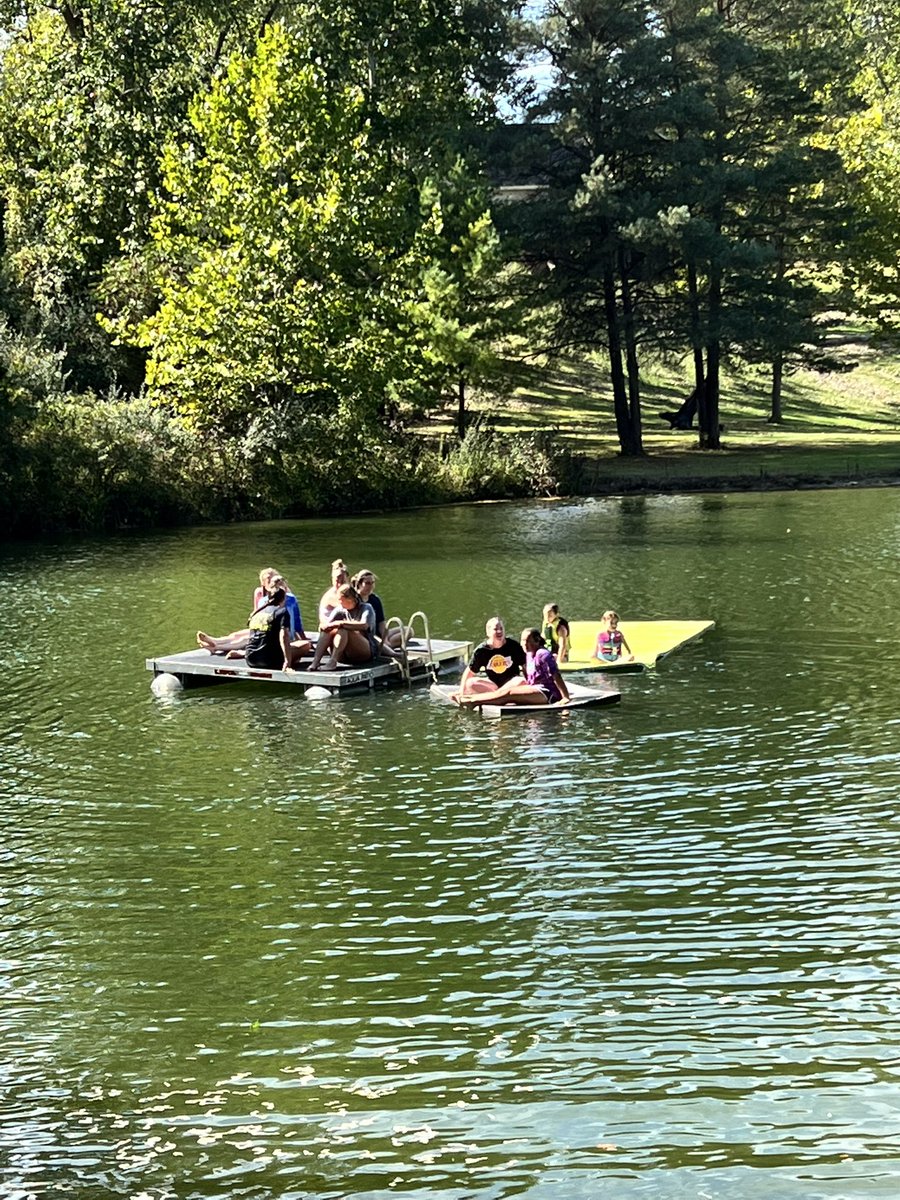 DJimenezAUSB's tweet photo. Had a great weekend making memories and building relationships!!! My littles had a blast also! Can’t wait to go back next year!
#teambonding #AUSBFAMILY #lakefun https://t.co/YRVYQ6idLX