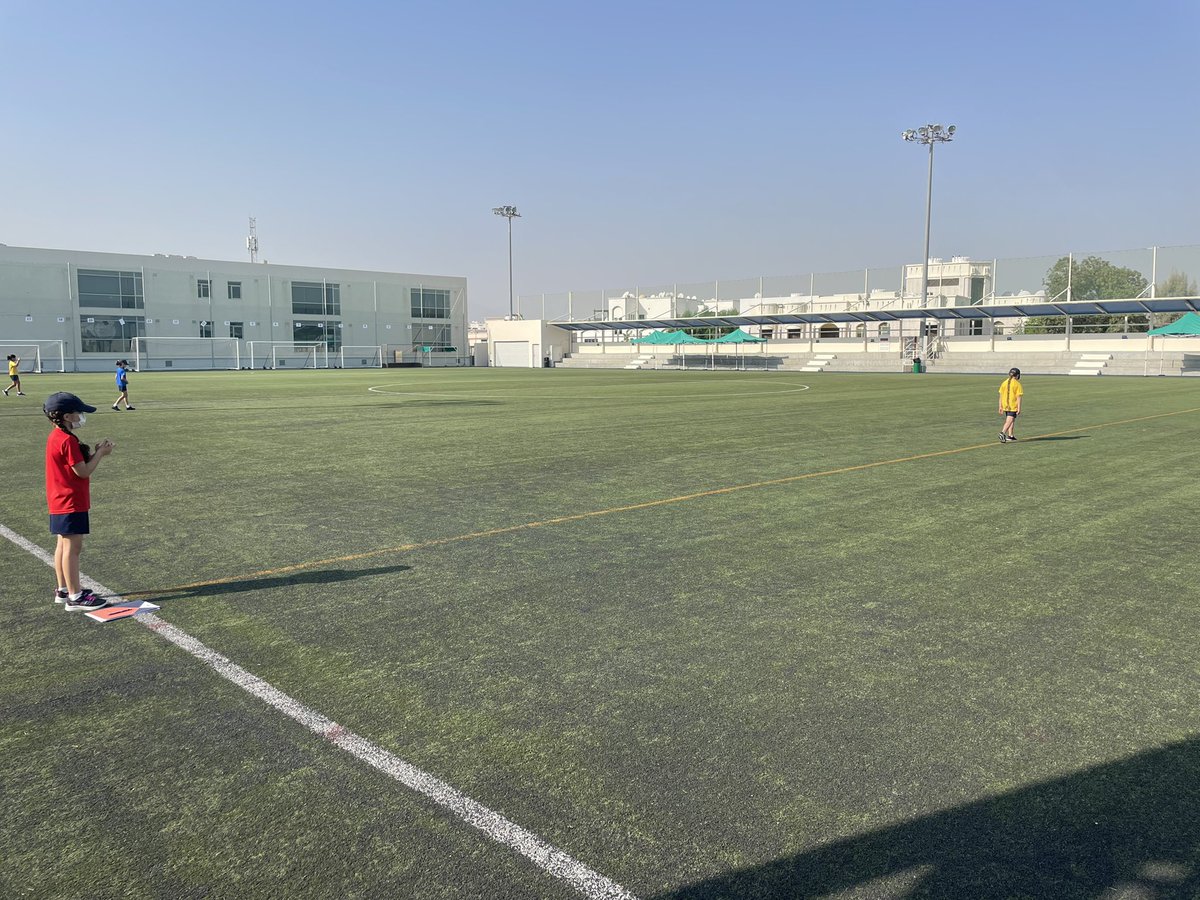 BSMuscatY4's tweet photo. Year 4 have been using #connectionfinding to make predictions on how distance affects sound in Science. They tested their predictions and collected their results to analyse! @PrincipalMuscat @BSMuscatHeadPri #everyonecan #bestfortheworld #HPL https://t.co/gXUDzCnuKe