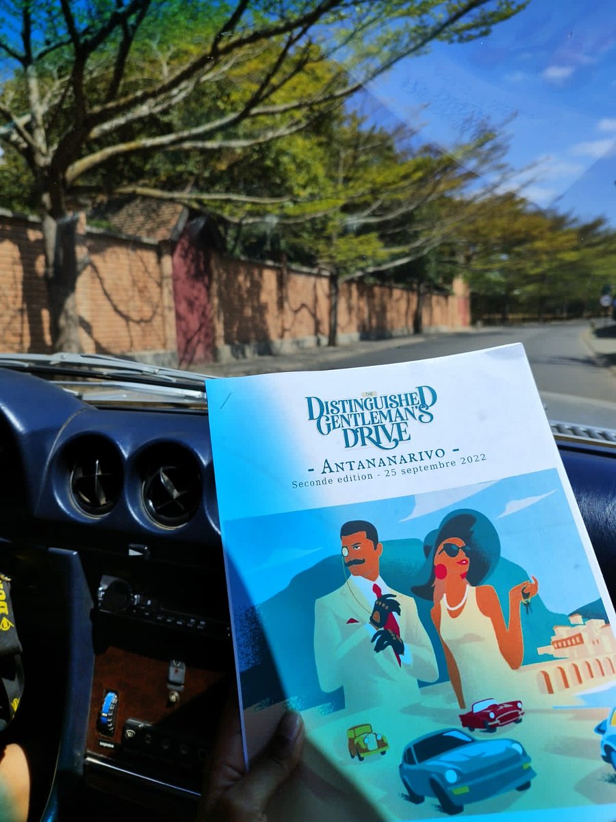 Aaaina_'s tweet photo. Distinguished Gentleman's Drive 2022
@Naniiekely

#DGD #Dapperstyle #movember #vintage  #distinguishedgentlemansdrive #Madagascar https://t.co/KtscQg7Pk7