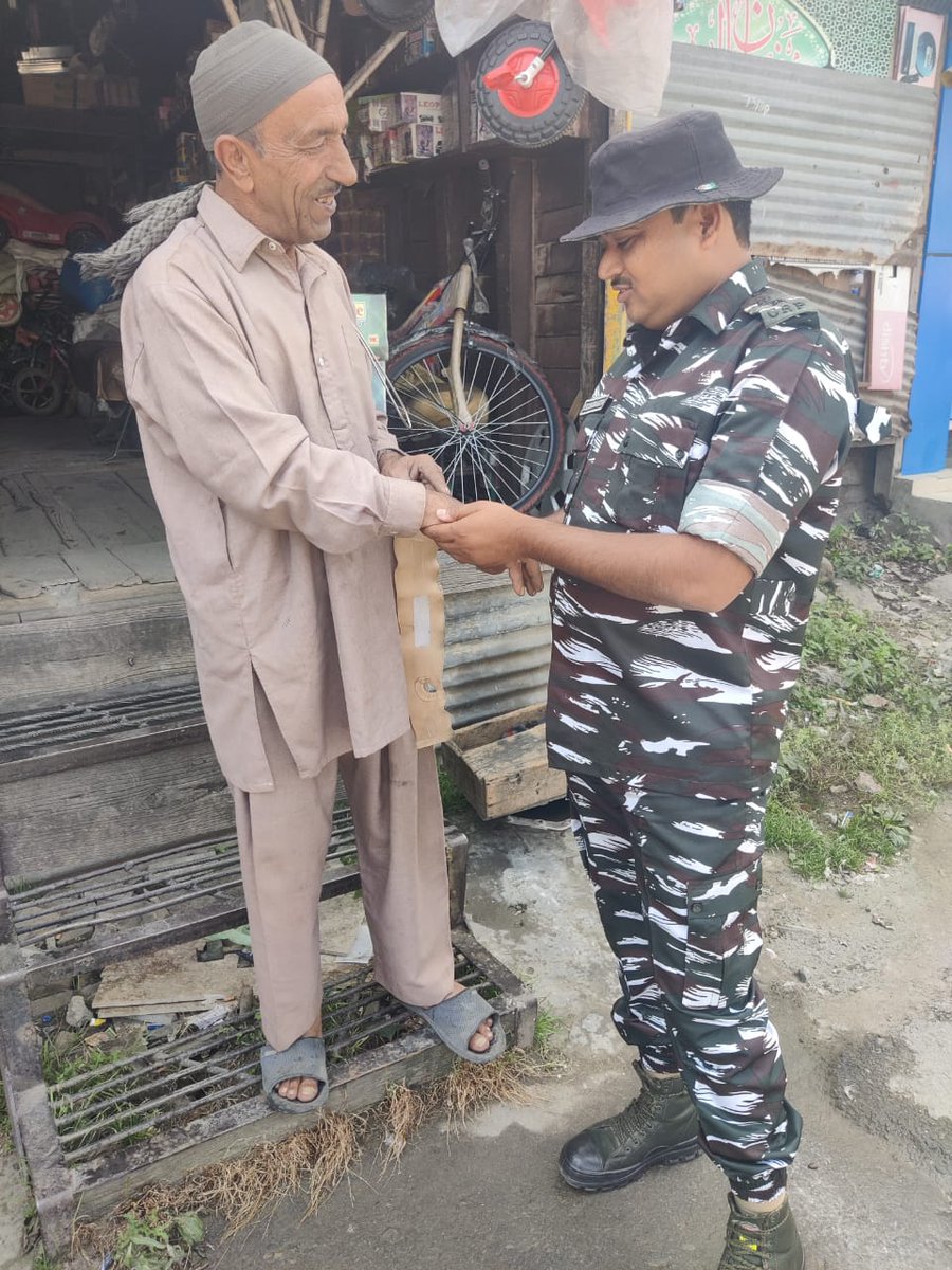 82bncrpf's tweet photo. HUMANITY IS MEDICINE.. https://t.co/0eAGc68yXY