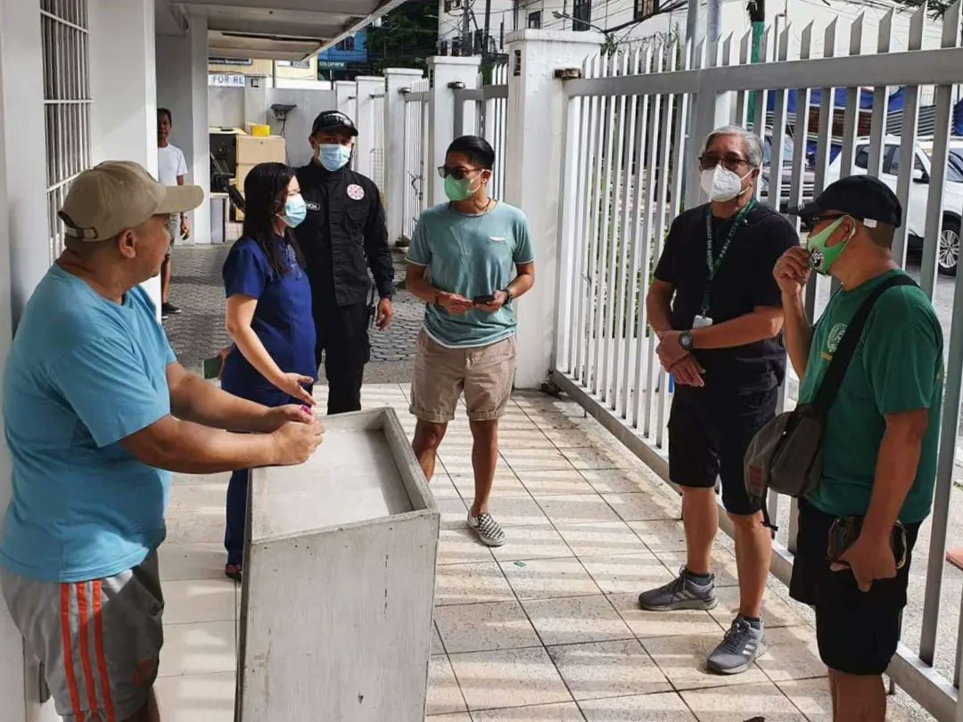 bsapasig's tweet photo. TINGNAN: Nagsagawa ng Damage Assessment sa @bsapasig matapos ang bagyong #KardingPH. β οΈ Sa report ni Kap. Raymond Lising & Kgd. Jun Sistoso, clear from damages except for power supply concerns na agad inaksyunan ng @meralco. β‘
#StayAlertBSA #KeepSafeBSA #TuloyAngSerbisyoBSA https://t.co/RsXIUjbmXN