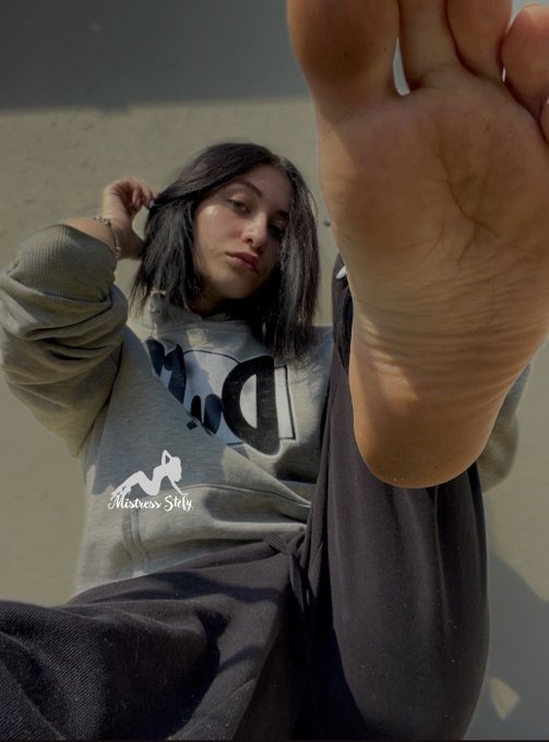 Watch ♛ 𝐆𝐎𝐃𝐃𝐄𝐒𝐒 𝐒𝐓𝐄𝐅𝐘 ♛ OnlyFans 12.99$'s leaked NSFW photo on TwXstars