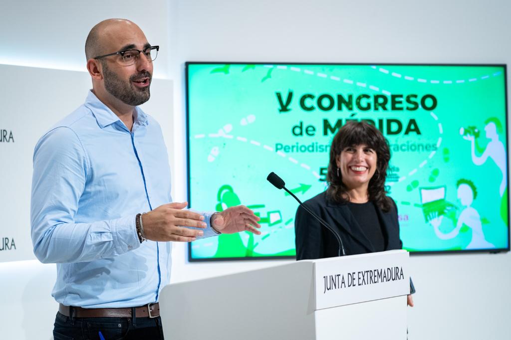 periodismomigra's tweet photo. ‼️ Últimos TRES días de concurso... ¡No pierdas la oportunidad!

Cuéntanos cual es tu razón para venir a Mérida y gana DOS PLAZAS para el Congreso de #PeriodismodeMigraciones. 

Anunciaremos a la persona ganadora el 2⃣9⃣ de septiembre. 

⚠️ Salida desde MADRID https://t.co/edcP3uhy6b