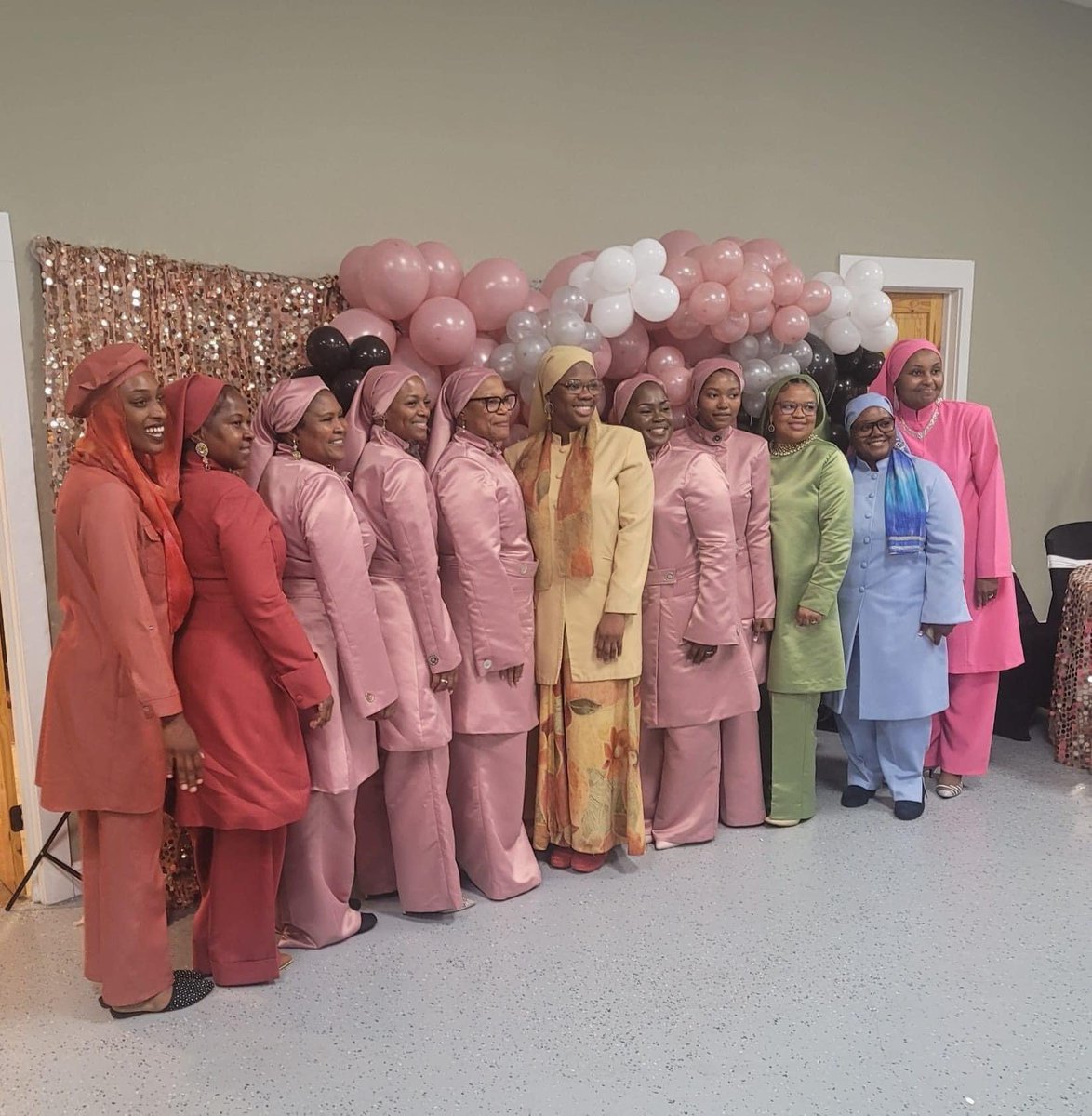 ModestyIntel's tweet photo. As-Salaam-Alakium #ModestQueens May Allah bless you all with a beautiful and blessed day on purpose donβt forget to start your day with prayer and some Quranic reading
We look beautiful in all colors #ModestyInternational https://t.co/X7CJMSacjm