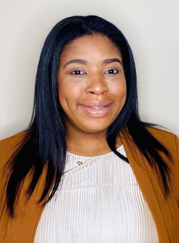 ecupolsci's tweet photo. PS alumna Ariana McAuley named to ECU’s 2022 Class of Incredible Women. With master’s degrees in int. relations & diplomacy from both Schiller International Univ.-Paris & the Univ. of Roehampton-London, she is Senior Global Strategy & Operations consultant for Deloitte Global. https://t.co/ncOfigY2Xa