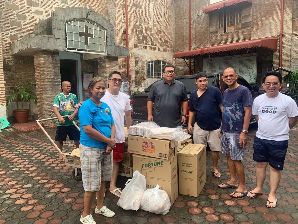 angatbuhay_ph's tweet photo. #AngatBayanihan na tayo! 

Sinimulan na po natin ang pag-distribute ng tulong sa Nueva Ecija, Quezon, Tarlac, Laguna Pampanga, at Bulacan. https://t.co/gi6bgJ9OTZ