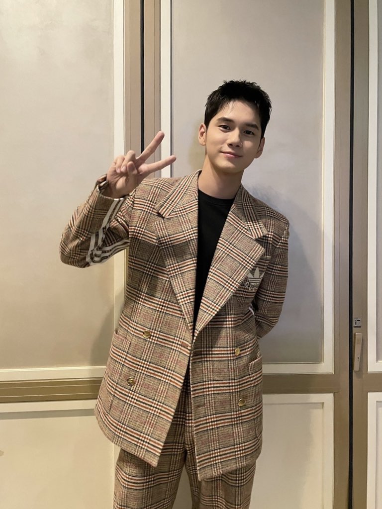 옹성우(ONG SEONG WU) tweet media