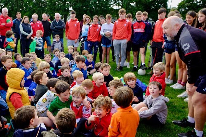 CualaCLG's tweet photo. Councillor Lorraine Hall joined the players and parents at the Academy session on Saturday morning. She got an update on the Home4Cuala redevelopment plans, and outlined her support and that of her party for the project.
#Home4Cuala
#BackingCuala https://t.co/W5d1NEYUfk