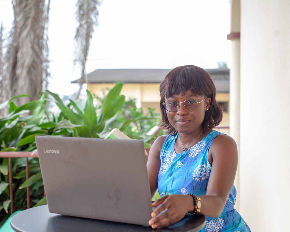 GomycodeCI's tweet image. "Jamais, je n'aurais pensé être aussi passionnée et épanouie par mon domaine d'étude 🔥 et obtenir une réelle opportunité d'évolution de carrière. 📈
Découvrez la #story de Ruth, apprenante en #Fullstack_JS 👉🏼 instagram.com/p/CiuX13uus2C/…
#humansofgomycode #GOMYCODEINIVORYCOAST
