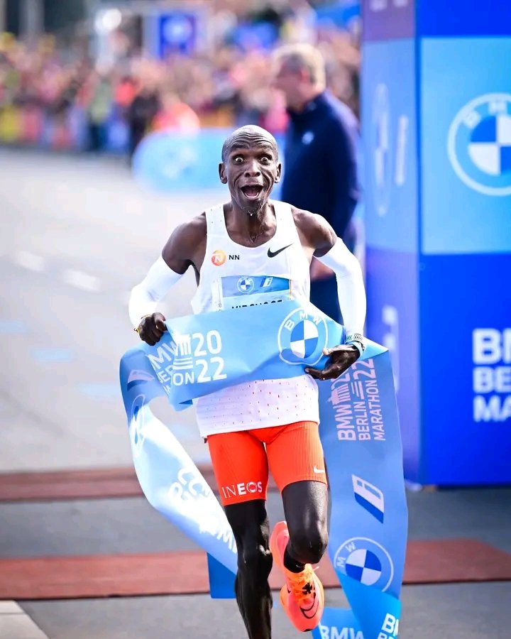TMidarimo's tweet photo. The joy in his face speaks all... If you look deeper you see Pst. Eziekel ... https://t.co/ZsqGWBKFGU