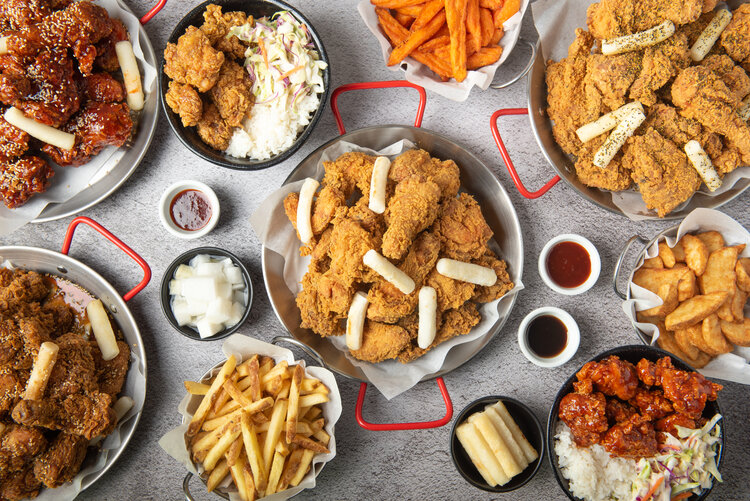 Eat_Bray_Love's tweet photo. I think I'm addicted: a Korean fried chicken place opened next door, and I ate almost $80 worth of chicken this weekend while my wife was away at a conference. Why have I never tried this magical food before?! 😭
#Kchicken https://t.co/NQ6Sk1JhQu
