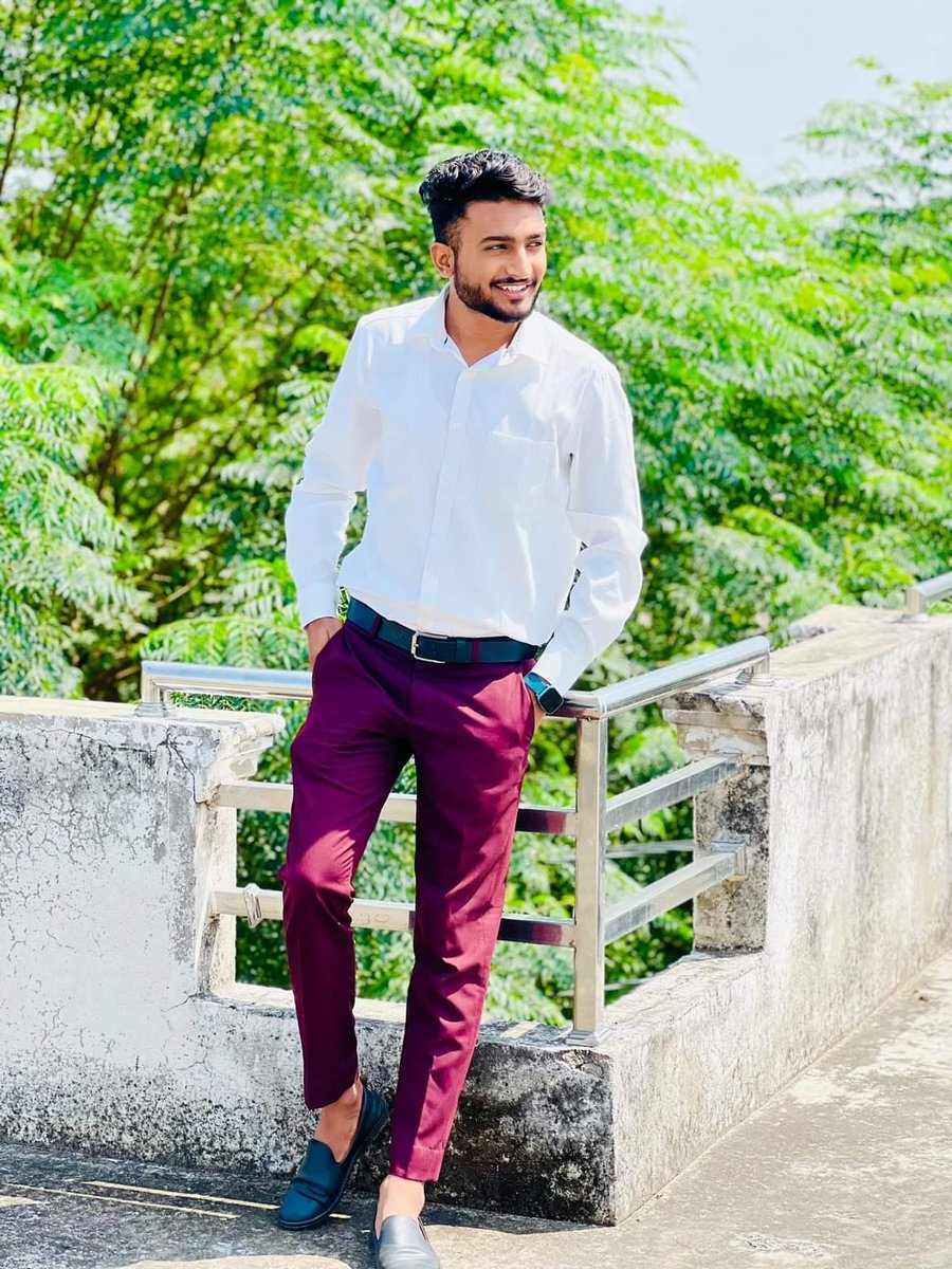 6464Jeetu's tweet photo. "आप ठहर जाएंगे तो चलेगा आपकी सोच नहीं ठहरनी चाहिए क्योकि सोच ठहर गई तो ज़िंदगी बिना किसी सोच के गुज़र जाएगी I"
#jeetu_6464 #jeetuarya #businessman #trending #Motivation #Jaipur #teamfire64 https://t.co/2R3MCb1nz8
