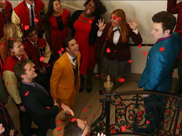 HistoryofGlee's tweet photo. On this day in 2013: Blaine Anderson (@DarrenCriss) proposed to Kurt Hummel (@chriscolfer) in #Glee episode 5x01, โLove, Love, Loveโ. https://t.co/HFQ7qE6zbP