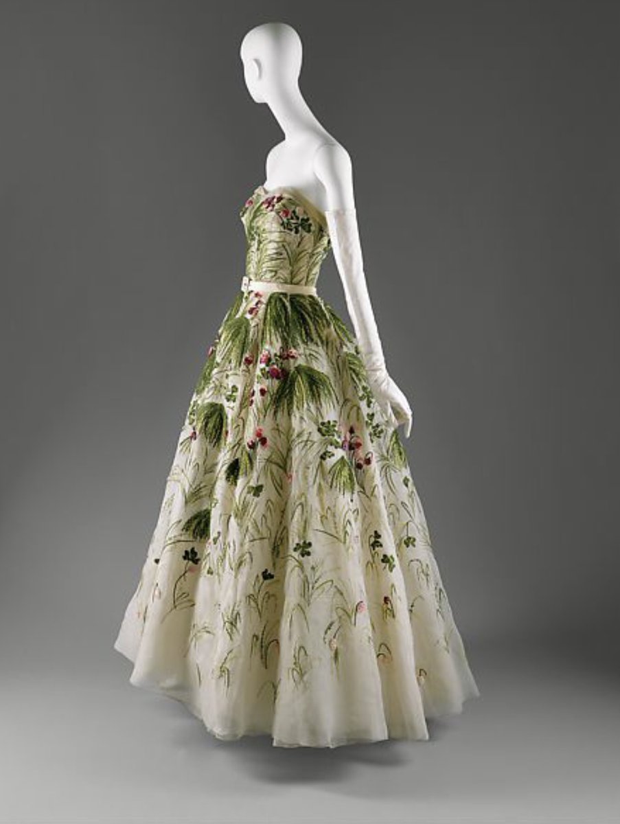 #FrockingFabulous #AdventCalenDior #22: 'May' of 1953 is a wonderful confection of hand-knotted and embroidered silk floss clover and grass! #Fashionhistory via the Met.