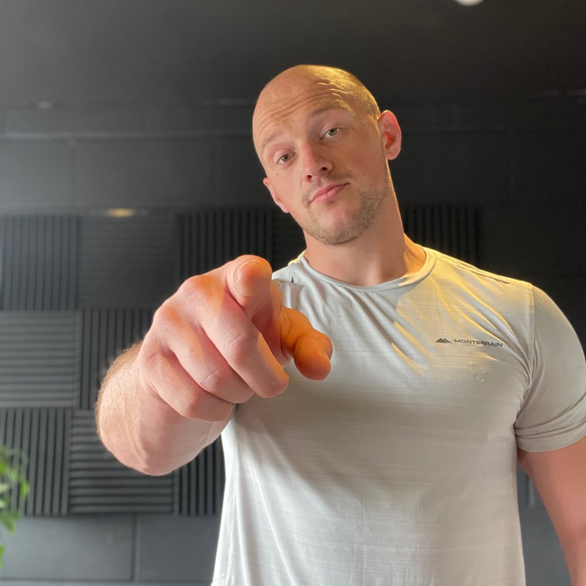 LquinnTraining's tweet photo. For this who need to hear this:

Stop letting your inner bitch win! You run the show https://t.co/qOt70HWZxu