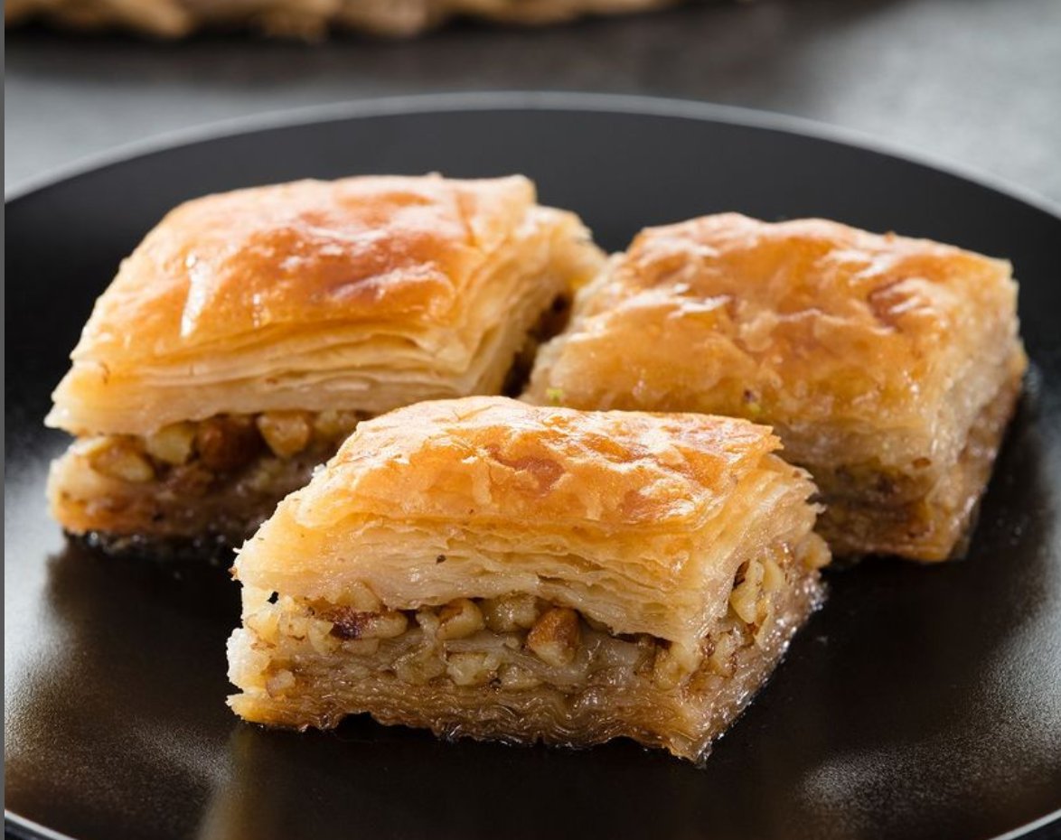 MDRecipeBook's tweet photo. Delicious Greek Baklava! 😋

✨️ Link in bio for more recipes 

For Mediterranean diet tips and/or questions, DM us. 🖐 https://t.co/ZSTp1PbczX