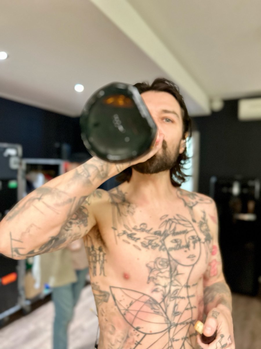 Biffy Clyro tweet media