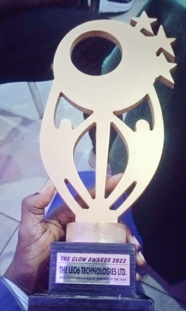 Leo6Tech's tweet photo. Thanks to Glow Awards for the recognition as the MOST OUTSTANDING SOLAR COMPANY OF THE YEAR.

We dedicate this award to all our clients for trusting and believing in us to deliver your solar project. Salute 👍🏼 https://t.co/4HCNclKaMP