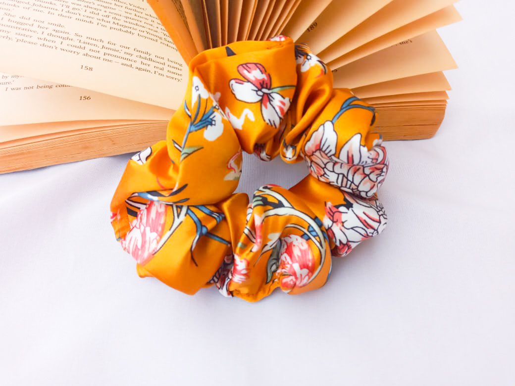 W7Fashion's tweet photo. SCRUNCHIE LIFE!!!

#supportsmallbusiness #scrunchie #SmallBusiness https://t.co/kXeozazS2U