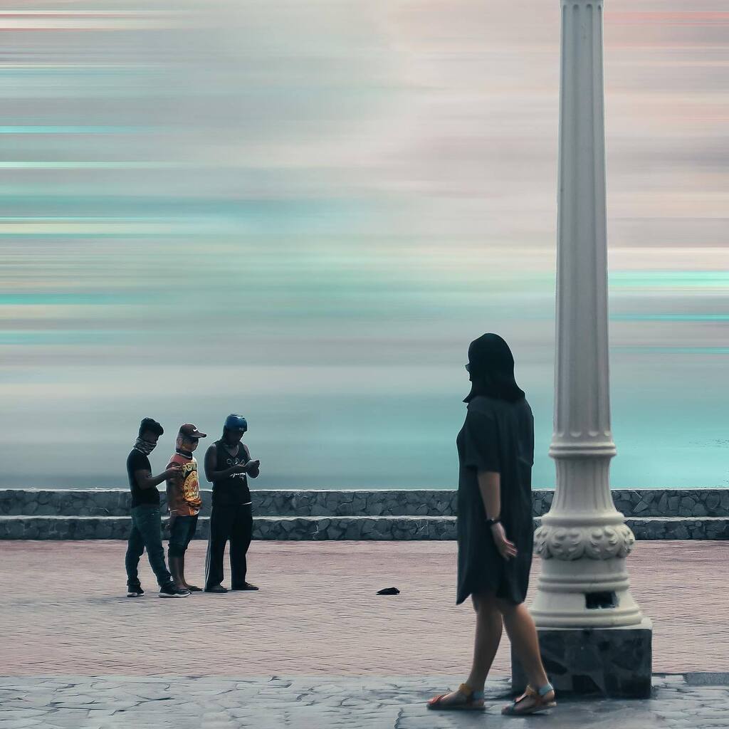 jayvandemonium's tweet photo. What’s going on over there?.
.
.
.
.
.
.
#adobecreativecrowd #sublimestreet #minimal_hub #fromthestreetswithlove #streetgrammersmx #thecreart #createeveryday #hiyapapayaphotoaday #streetshotmag #streetsvision #loves_united_minimal #minimal_int https://t.co/5cCOZ0x1sA https://t.co/o4eMmGPMKQ