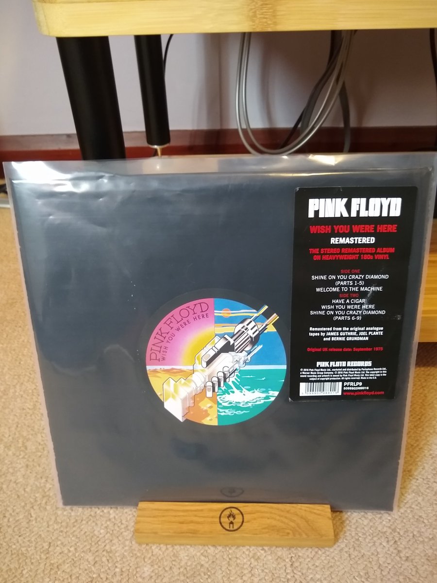dudeville's tweet photo. My UK first pressing is a bit beat up so I picked up remaster, it's digital but it's very well done and sounds great π @pinkfloyd #vinylrecords #vinylcommunity #blackandflat https://t.co/sPCKPROz3L