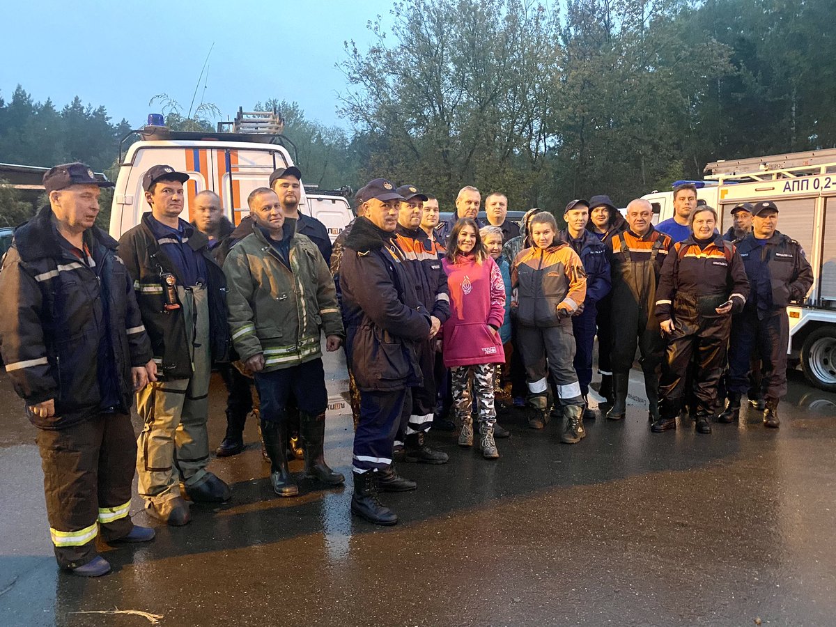 Татьяна Степановна
74 года
3 дня и 3 ночи
Лес🌲. 
Холодина🥶. 
36 часов дождя🌧
Жива!🔥
Поразительно!
Чудо? Чудо! Человеческая выносливость не знает границ!
Спасибо всем, кто не сдавался до конца!

И уже 3 поиск подряд меня не перестают удивлять спасатели Мособлпожспас! Крутые!