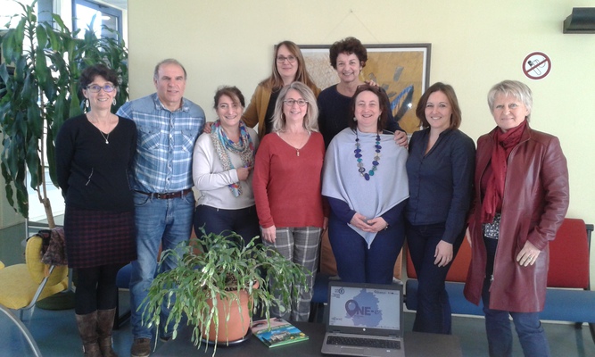 👍LAUREAT LABEL EUROPEEN DES LANGUES 2022, le projet Erasmus+ ONE de <a href="/DSDEN24/">Educ'24</a>  aux côté du GIP Aquitaine, poursuit l'aventure grâce au lycée <a href="/mainedebiran/">Lycée Maine de Biran</a> #Bergerac avec le E+ TWO-e, en cette belle journée journée européenne des langues 🇪🇺 tinyurl.com/3sxcc7db <a href="/ErasmusplusFR/">Agence Erasmus+ France / Education Formation</a>