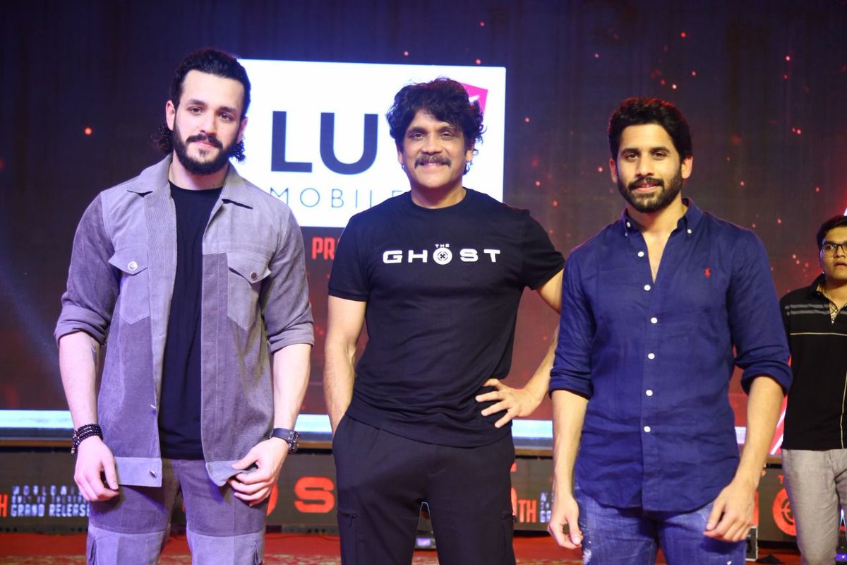 AkhilAkkineni8's tweet photo. Thank you Kurnool, for the love and energy 
Feel blessed  #TheGhostOnOct5 #TheGhost
@iamnagarjuna @chay_akkineni https://t.co/CWglcpmv9M
