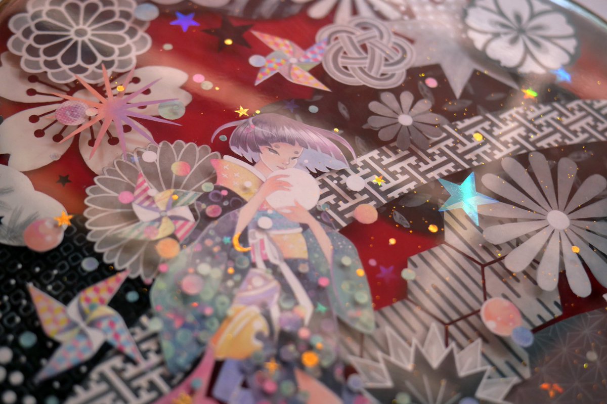 “Eos’ Gravity”, mixed media resin, 13”x10” inches. My solo show “Luminescence” @havengallery runs from Sept.24th - Oct.23rd 2022.

View the entire show here or link bio: havengallery.com/portfolio/mall…

#mayannlicudine #soloshow #artresin #resinart #havengallery #washitape #washitape