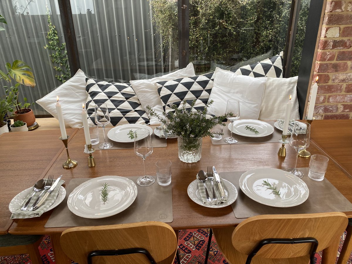 MerrettOpal's tweet photo. Luncheon set up last week! Felt so good to see old friends and get back into the kitchen. 
Although the table set up is secretly my favourite part https://t.co/83nWXOdDLi