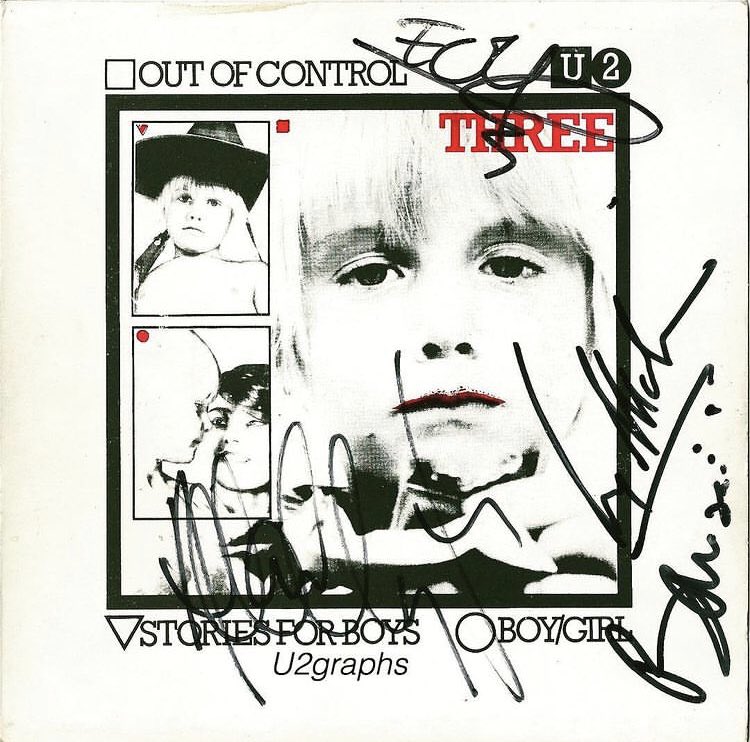 U2enEspana's tweet photo. Released today in 1979 #u2 @u2 #outofcontrol #u2outofcontrol #vinyl #vinylrecords #u2collectors #u2autographs #u2graphs https://t.co/6NLzBlxwK9
