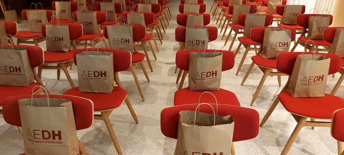 Mañana turistica en #Palma con la jornada #experienciasAEDH con grandes debates sobre # formación #turismo #tendencias