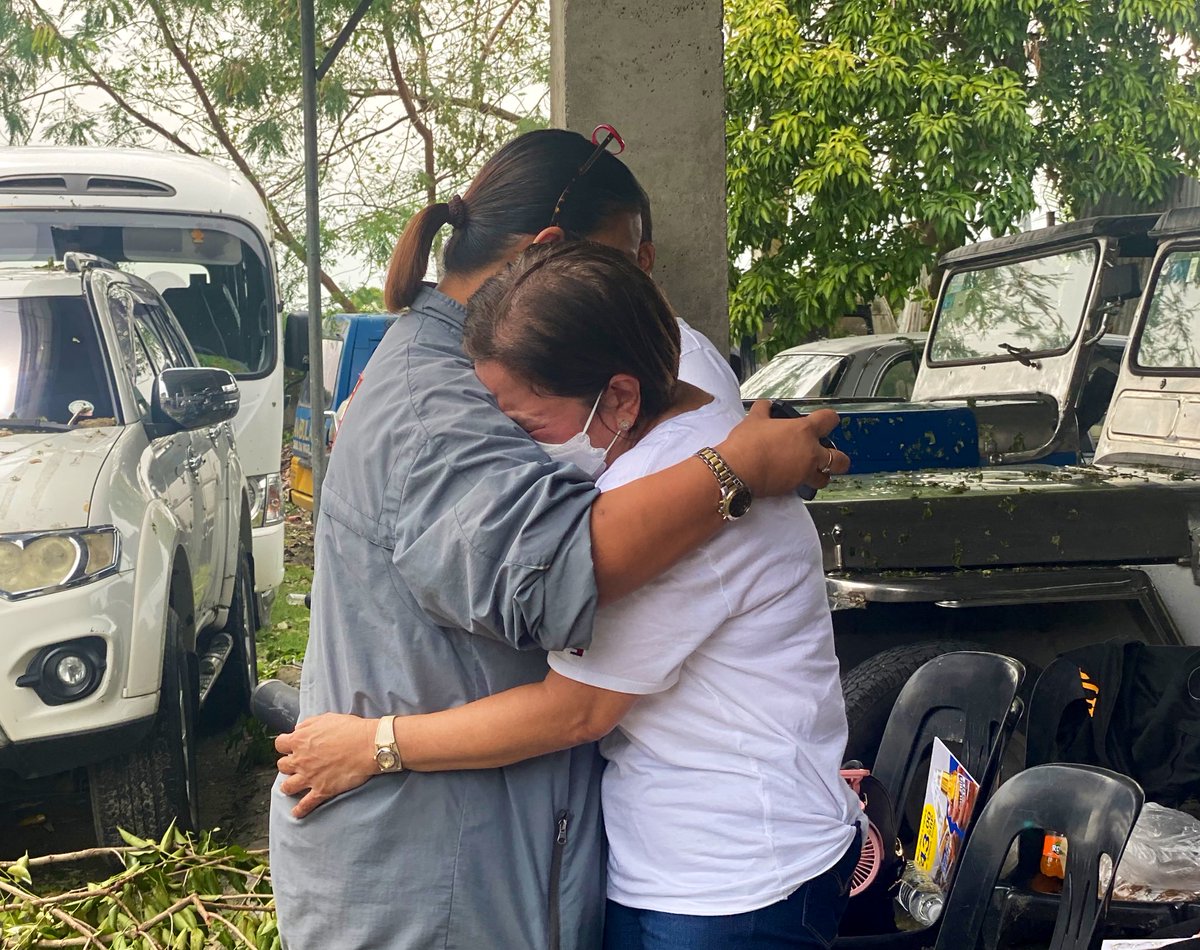 This is Bulacan’s PDRRMO Chief Liz Mungcal. A staple of disaster response in the province. Someone who’s used to facing reporters to provide updates.

Today, she gave the worst one: 5 of her rescuers — people she mentored and considered family — died in the San Miguel flash flood