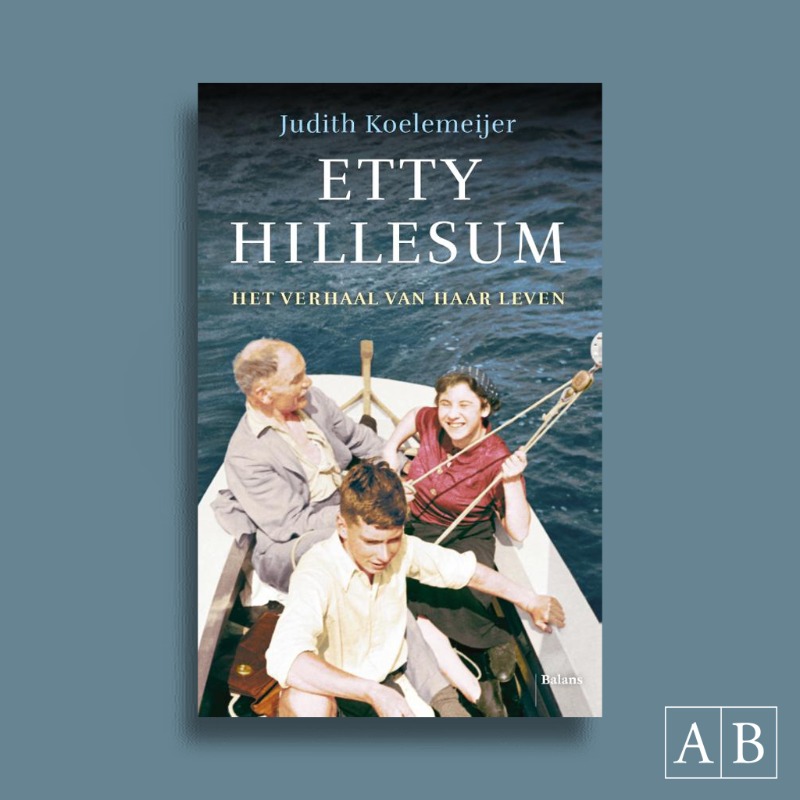 Athenaeum's tweet photo. #Eindejaarslijstjes! De meer dan 60 beste boeken van 2022 volgens de recensenten van @Trouw zijn geschreven door onder anderen Annie Ernaux, Judith Koelemeijer, Eva Menasse, @NinaPolak en @Edouard_Louis  (elk 2 x genoemd). Anjet Daanje ontbreekt.
