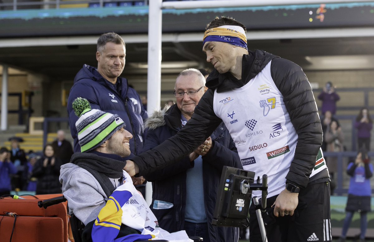 LDShospcharity's tweet photo. To honour Rob on his 40th birthday, Kevin Sinfield  announced  the Ultra 7 in 7 challenge.

On Sunday 13th November, Kevin will begin his epic challenge from Edinburgh to Old Trafford.

Read more about Kevin’s latest challenge 
https://t.co/K0NCIdv1Q9

@leedsrhinos @BBCBreakfast https://t.co/LiJ7xHwIBJ
