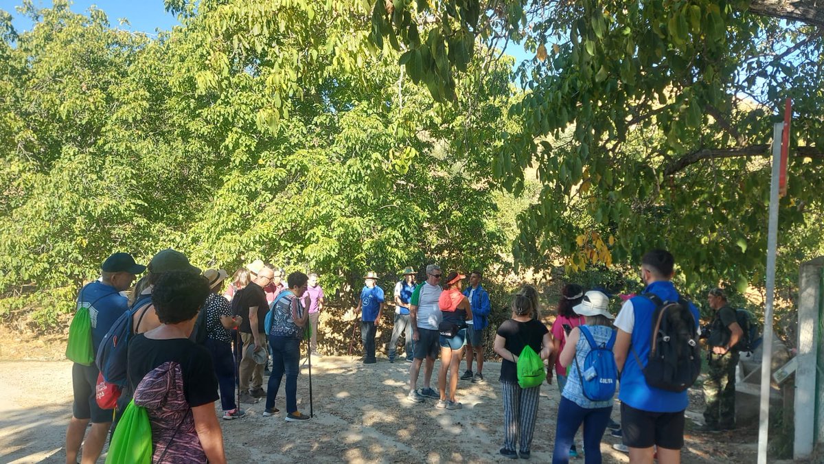 ADSierraSurJaen's tweet photo. #ADSUR, junto al Ayuntamiento de Frailes y la Diputación de Jaén, a través del Área de Cultura y Deportes, realizaron el 25 de Septiembre la Ruta de los Barrancos. La Ruta, tenía una distancia de 7,5 km y duración de 3h en la que participaron 35 personas de la provincia. https://t.co/8sqtIR8Ykp