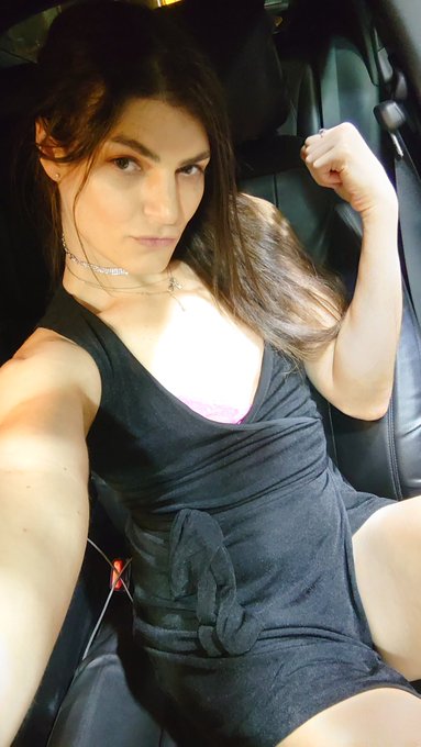 What if I was your late night booty call? https://t.co/3X5t5teBXG