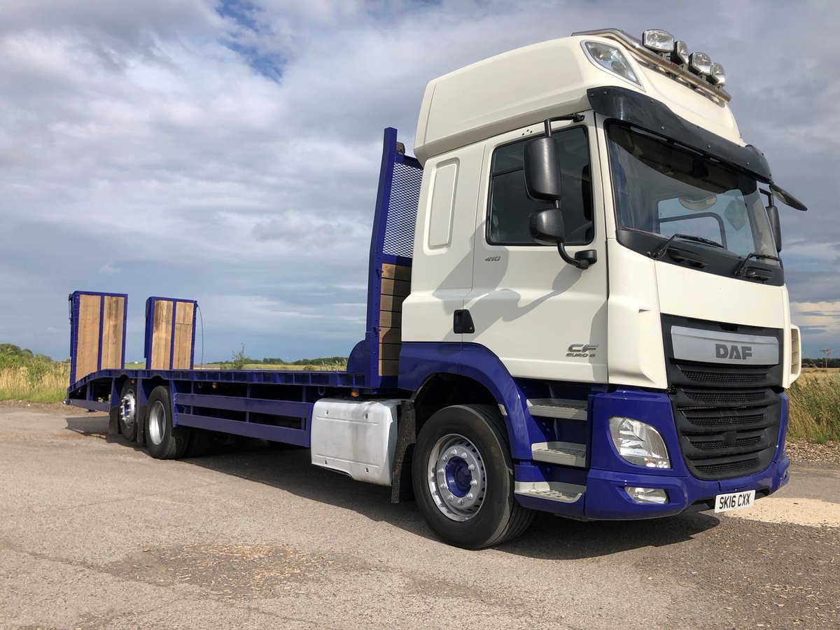 MVCommercial's tweet photo. For sale: 26t DAF CF 410 Beavertail

✅ Day Cab
✅ Manual
✅ Reversing Camera

✅ Super Winch
✅ Wisadeck Flooring
✅ Air Conditioning
✅ Double Bunk

For more information speak to Steve on 07971 513 003.

View more at https://t.co/J5ygVThD9S

#oxfordtrucks #daftrucks https://t.co/NQllqOEn4f