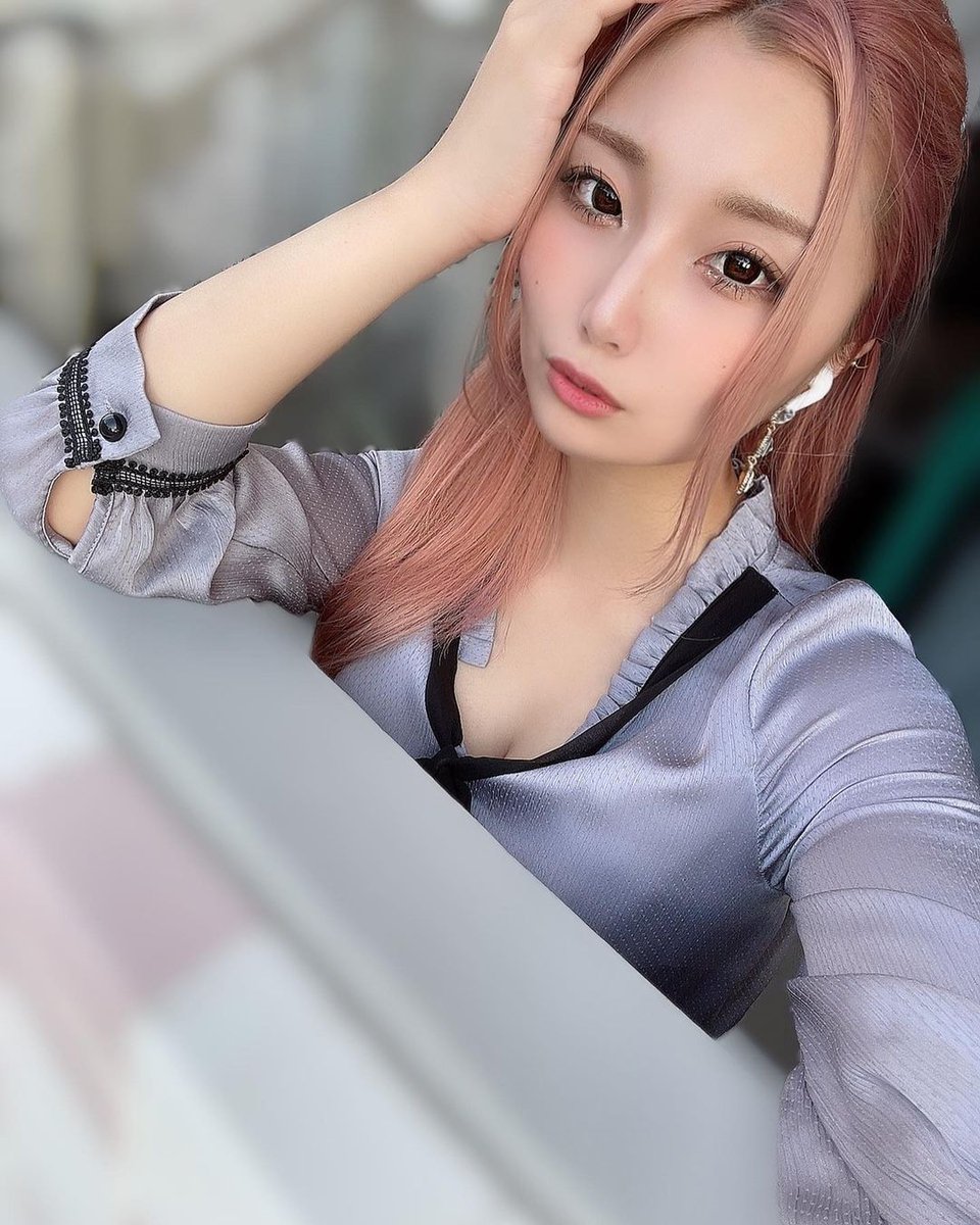 una1995_'s tweet photo. 👗𓈒𓂂𓏸 キャバドレスだけど私服でも着れちゃうくらい良い感じにラフでいい感じに決まってる😘🤟❤️‍🔥 #キャバドレス #キャバドレス通販 #キャバ嬢 #キャバ嬢ヘアメイク #私服 #同���コーデ #👒👗👠💕 #おすすめ通販 #かわいい #きれいめコーデ #ワンピース #タイトスカート #sobre #ソブレ https://t.co/QTp6SeD1xa