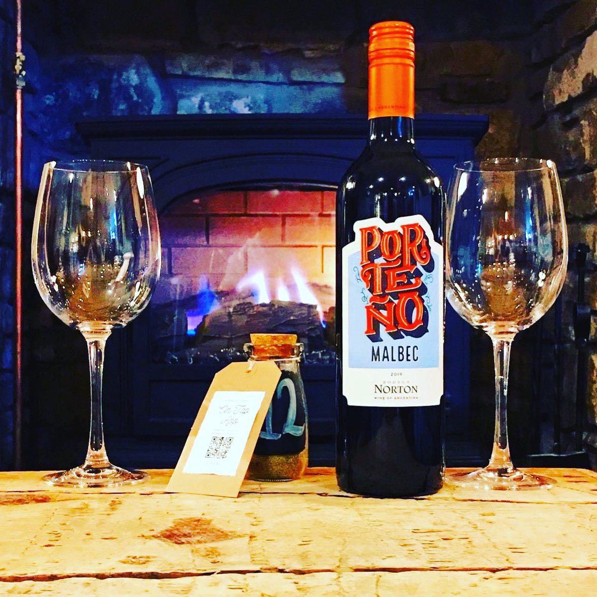 seagate_hotel's tweet photo. With the nights drawing in and colder weather making an appearance, nothing is more inviting than a fire place and a warming glass of Malbec. #cozy #cozyvibes #fireplace #malbec #winterredwine https://t.co/DI8vz3IzVw