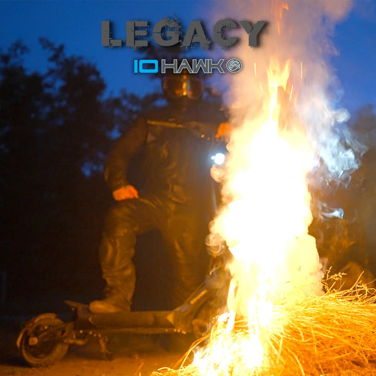 iohawkeurope's tweet photo. Wir sind Feuer und Flamme - der neue IO Hawk Legacy sprengt jegliche Vorstellungskraft! 🔥 Was gefällt Euch am besten an unserem neuen eScooter? Schreibt es gerne in die Kommentare!
#iohawk #legacy #foryou #offroad #musthave #escooter #release #newscooter #iohawkeurope https://t.co/5uSiwvCOBm