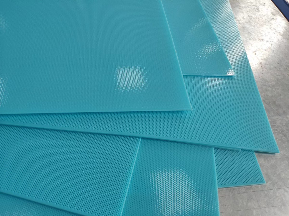 snowjin666's tweet photo. Blue thermoplastic orthopedic splinting sheets https://t.co/R2pBbGJvvd