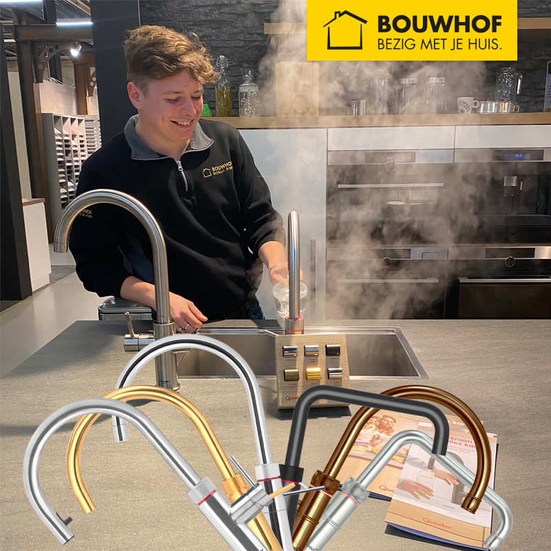 Lekker makkelijk zo'n alles in één kraan, Ramon probeert hier de Quooker kraan vast voor je uit. Liever zelf testen en alle opties ervaren kom langs in onze showroom en laat je inspireren!🫖