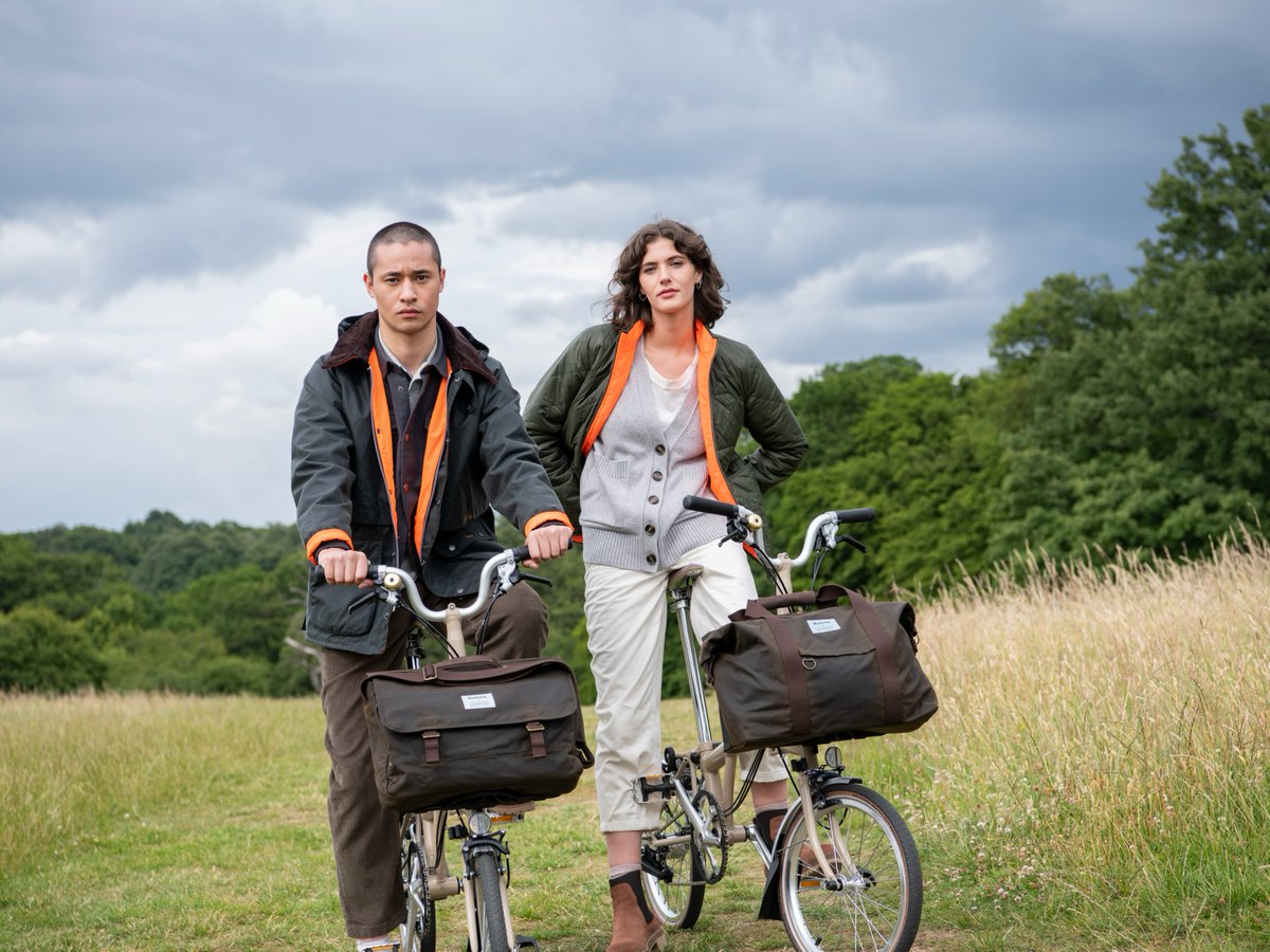 Introducing Barbour x Brompton.

Celebrating British style and the joy of the journey, the new collaboration draws on shared heritage in British design and manufacturing. And making products with real purpose.

Discover more here: brompton.com/barbour-x-brom…