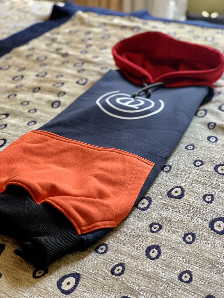 theOutLookbrand's tweet photo. Multicolored hoodie? Limited edition. Pick and match your colors.

Brighten up your days 🧡🧡🧡

For Unisex Brands #OL_Inclusive

Price: 3,200/-

#theOutLookbrand™️ #RevibeOutLook #biggernbetter #lookgoodfeelgood https://t.co/oAbtDRCylN